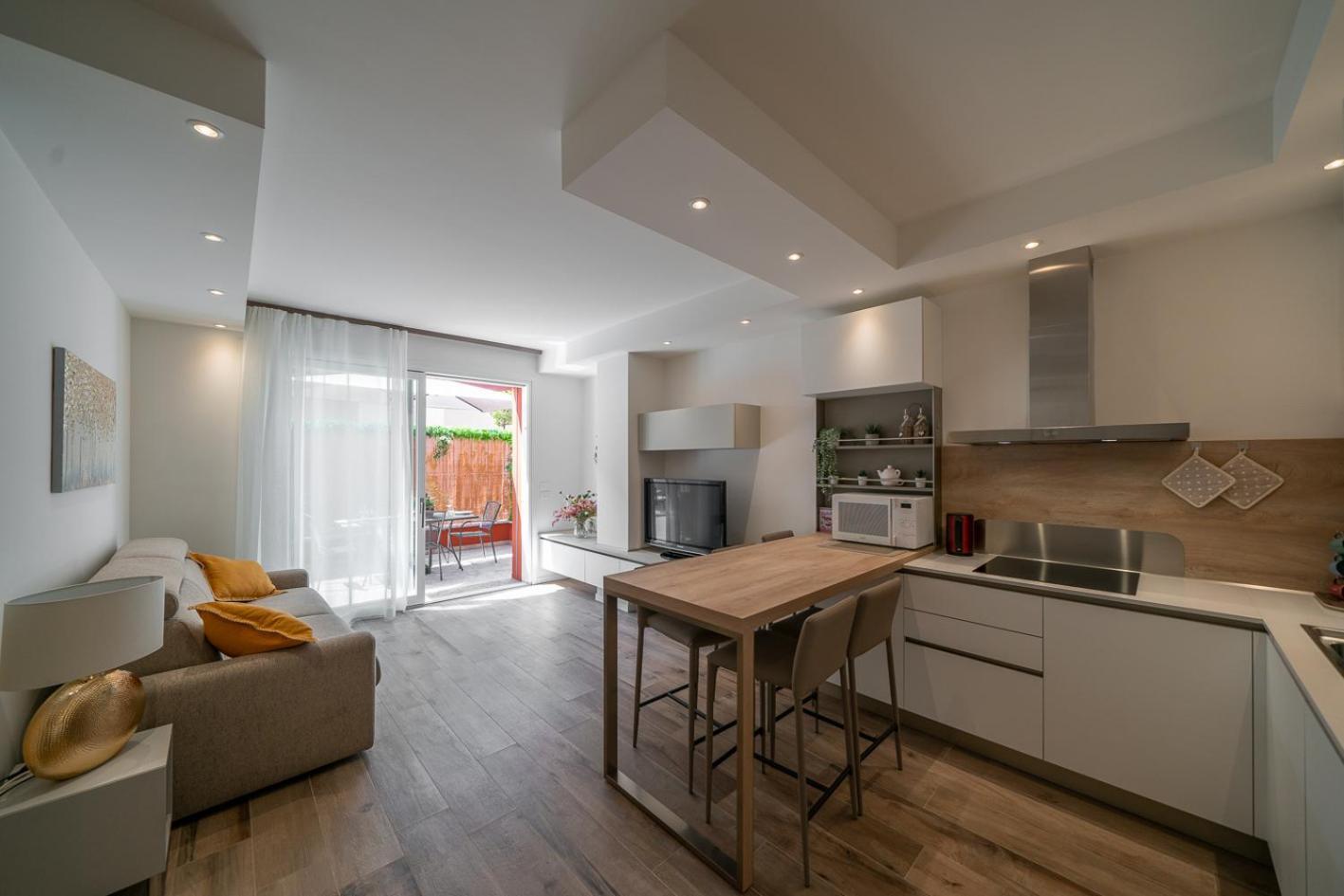 Апартаменты Smart House S.Orsola - Garage & Garden Болонья Экстерьер фото