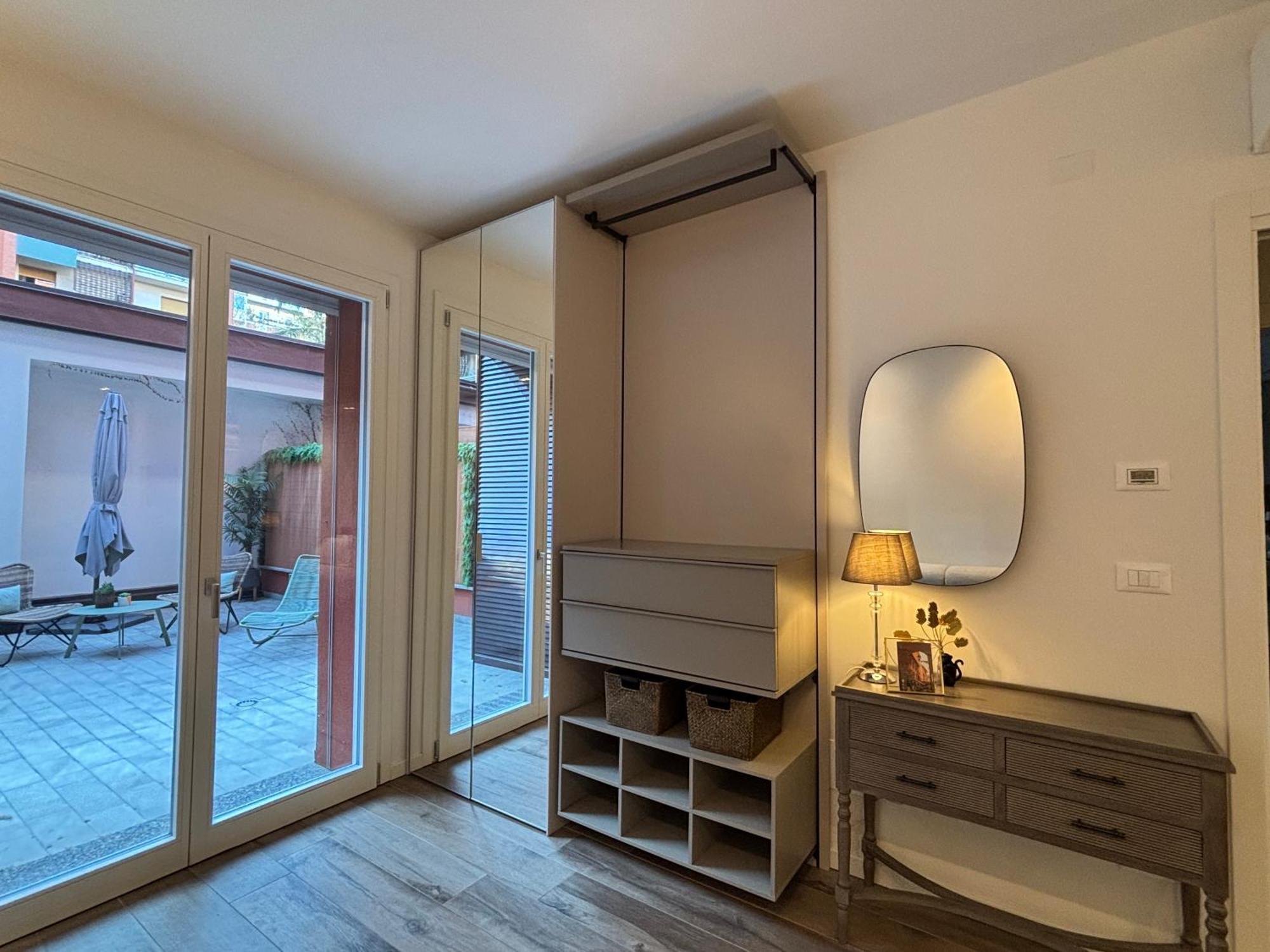 Апартаменты Smart House S.Orsola - Garage & Garden Болонья Экстерьер фото